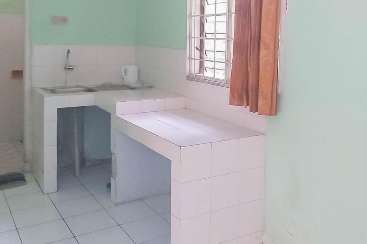 Villa Getsemani Mitra Reddoorz Sangkanurip エクステリア 写真